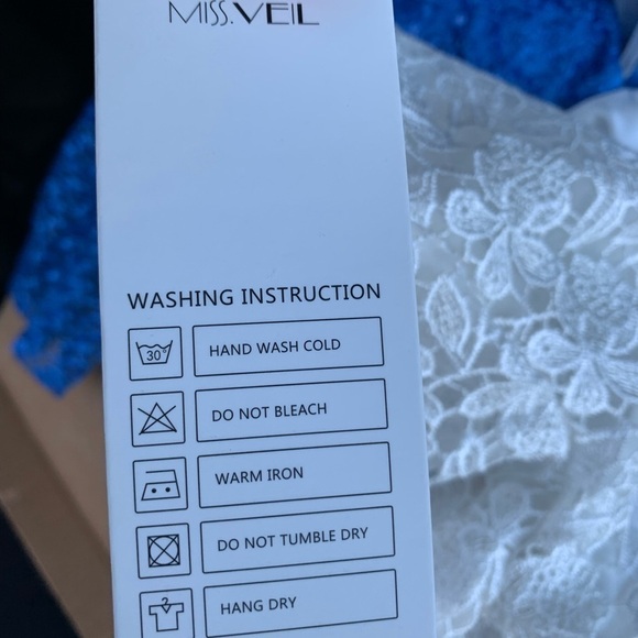 MISS.VEIL LACE HIGH NECK HIGH LOW WEDDING DRESS NEW WITH TAGS - Picture 13 of 14